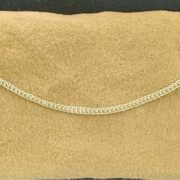 Stunning vintage 1950’s Mother of Pearl and brass minaudiere, clutch - Picture 8 of 8